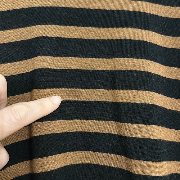 Brown and black stripe long sleeve - Picture 3 of 3